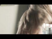 爆乳人妻被大屌锁喉猛干骚穴