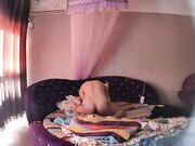 社会青年各自带气质漂亮女友一起开房 不知怎么谈的有个男的操了自己的女友