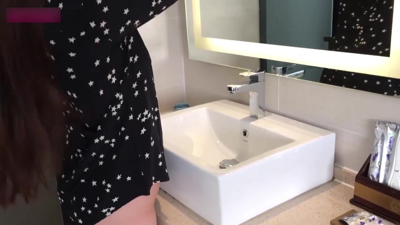 清纯小仙女小小年纪就这么放荡，以后还了得，可爱JK水手服让人流口水，青春的肉体让人着迷