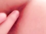 还没有结婚的寂寞美乳小护士浴室湿身自摸扣逼 鲍鱼粉嫩