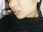 01萌妹妹长相清纯萌妹子在睡觉被炮友啪啪 掰穴特写抽插后人猛操毛毛浓密