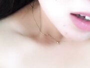 手机直播福利之角色扮演枫林晚 四川骚逼露脸黑丝大奶水不少 道具抽插骚逼淫语