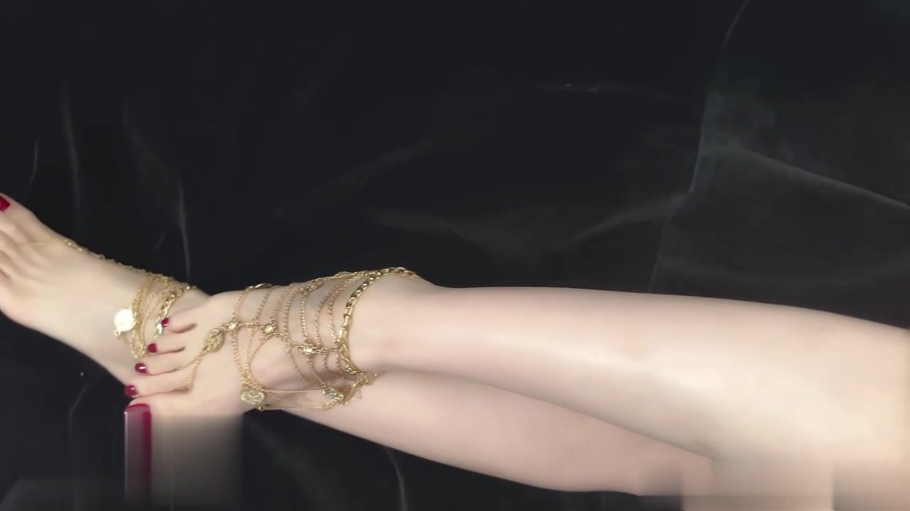 异域风情的青春美少女骚b格外嫩