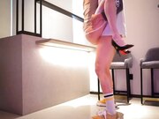 人前高冷反差嫩模，极品长腿耐操至极_