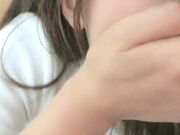 网吧勾引玩联盟小哥哥脱下内裤送给他闻起来有点上头哈哈 从网吧厕所干到酒店