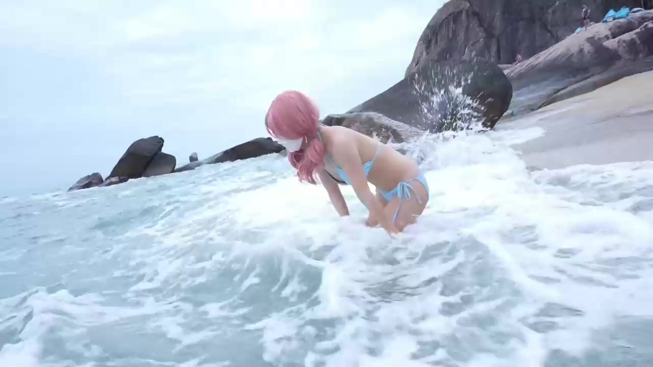 樱花小猫_小猫的海岛日记，骚逼被操到红肿