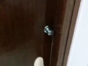 在醉酒的表妹面前强行上了她的空姐闺蜜，剧情反差较大，由剧烈反抗到接受