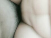 性感丰满漂亮小少妇和炮友驱车到麦田路边脱光光车震