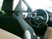 性感丰满漂亮小少妇和炮友驱车到麦田路边脱光光车震