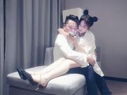 黑丝巨乳美女_想射你就射不要忍_啊我要爽死了不行了_身材丰满皮肤超白_稀毛鲍鱼超粉嫩_先聊聊天乳交啪啪_00_