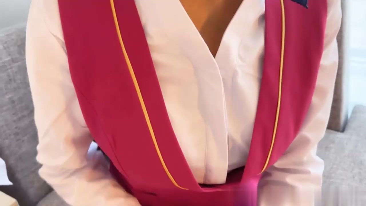 当空姐的女友一下飞机就来找我做爱