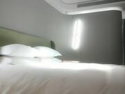 温柔妩媚真女神，后入啪啪乳浪翻滚，精彩佳作