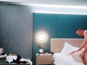 人妻收割机 最新力作 荤素不忌 每天换个新货来 这骚逼今晚被干爽了