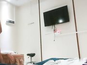 足浴店大奶熟女 口交舔屌按摩床上操 骑上来上下套弄 抽插猛操没几下就射了