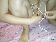 天生受虐狂的大一小师妹 被大神冷S圣水电击调教伺候 声音凄惨求饶连连