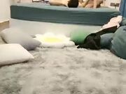 酒店偷拍双飞漂亮妹子 老王再现经典抱人高潮摔床 刺激劲爆雄风依旧