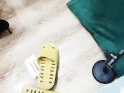 小骚逼一身情趣装备被小哥调教 母狗爬行口交大鸡巴舔蛋蛋舔菊花