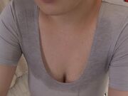 我的小穴就湿了 灵敏度极佳 射出很多水花 2