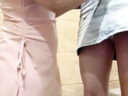 野战大神直播高速打桩玩车震，户外4P乱交爽翻天