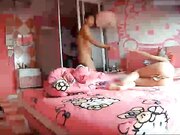 精品酒店偷拍性感漂亮的白领美女下班后酒店偷偷私会情人 2人见面后迫不及待开操