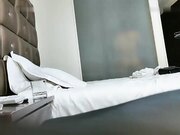 老哥约了个少妇TP啪啪 洗完澡开干69口交舔背倒立 上位骑坐抽插猛操