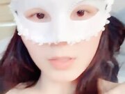 身材苗条挺嫩面罩妹子白色丝袜双人啪啪 后入抽插上位骑乘