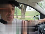 勾引司机野战找个没人的地方直接脱光开始爆操粉嫩骚穴