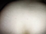 大屁股骚逼不断的在我面前晃来晃去忍无可忍直接扒开裤子开干