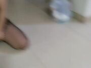 救赎母狗 把尿当啤酒喝的绝世淫女 全程露脸丝袜情趣诱惑装高跟骚货让小哥调教