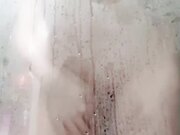 有了男朋友的妹妹不愿意再被我操等她洗澡的时候破门而入按在马桶上暴力强奸狠操嫩逼