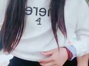 年轻小情侣 户外铺个布 直接上门激情啪啪