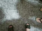 这孕妇是真寂寞啊 大着肚子楼梯口跟老公做爱真刺激 全裸还露脸口交大鸡巴