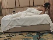 良家少妇探花酒店约炮20岁出头的少女兼职妹