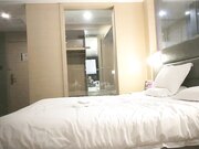 高颜值妹子谈笑间就开啪