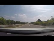 玩游戏认识的嫩妹子周末去约她开房