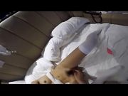 玩游戏认识的嫩妹子周末去约她开房