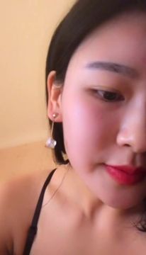 翘臀性感美女主播穿著情趣内衣直播跳艳舞