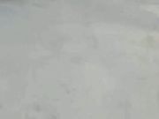 少妇尿急小便被色保安抓住淫猥