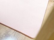 我成为了继母的网恋对象，继母网恋不知道是我，居然还跟我裸聊！趁她做瑜伽的时候打视频，让继母给我看她的