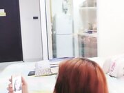 颜值气质很不错的良家少妇和老公酒店边肏逼边和单男网友视频诱惑他一起来3P