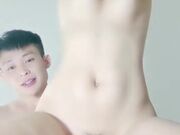 人妻小少妇深夜爽到极致高潮 全程露脸玩弄小哥大鸡巴 享受无套快速抽插