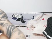 颜值不错妹子双人秀爆菊啪啪 翘起屁股拉珠道具插菊花上位骑乘抽插