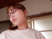 在无人问津的偏远村落 渴望生育的少女2