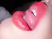 做爱途中突然遇到路人报警敲诈,无奈只能让姐姐被他操一次才肯罢休