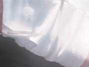 跟女儿秋游野外车震 龟头在嘴里被小舌头转酥麻了 超润的小嫩穴 插入仿佛置身仙境