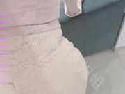 姐姐主动让我开发她的菊花 新婚床上无套双洞齐插