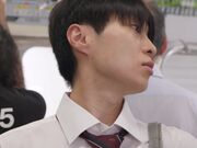 每天在电车角落看书的清纯美女姐姐1