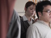 为打击国际色情犯罪来日的精英女搜查官1