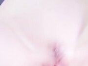 两个超嫩美少女 白皙屁股美乳嫩穴 约了个炮友轮流操 无毛粉嫩小穴 骑乘位猛操