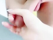 大众4S店爆乳销售 骚货性感吊带黑丝袜 爆菊花操的淫水直流